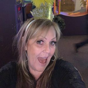 Meet your Posher, Cindy